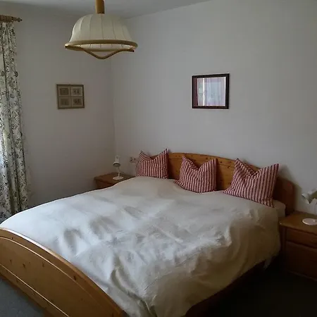 Ferienwohnung Heidi Флахау